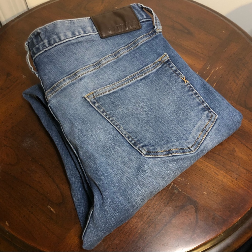 Express Slim Straight Jeans